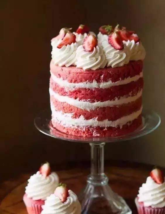 教你辨别私人烘焙坊&蛋糕店用的是什么奶油-