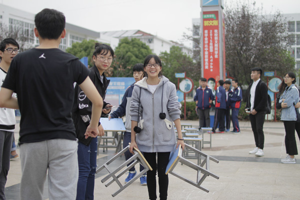 南京江宁人口学院_南宁北迎红利 对标南京江宁房价10年涨13倍(3)