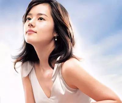 年轻人适合佩戴珍珠吗？看看当红韩国女星怎么戴！