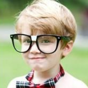 孩子说话晚是智商低? 孩子多大才会学会说话?