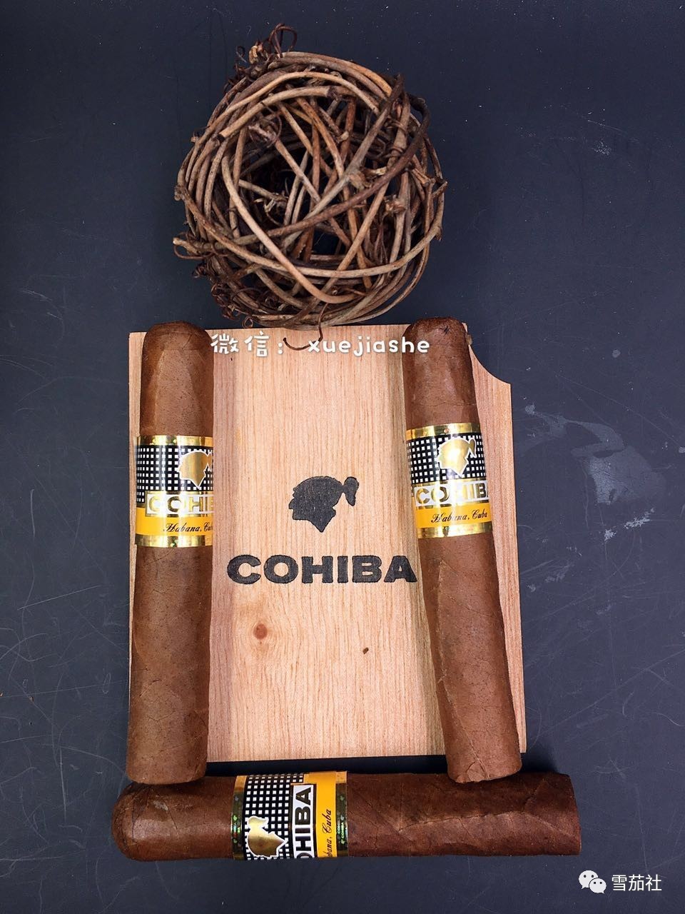 做雪茄的朋友，我有些沉重