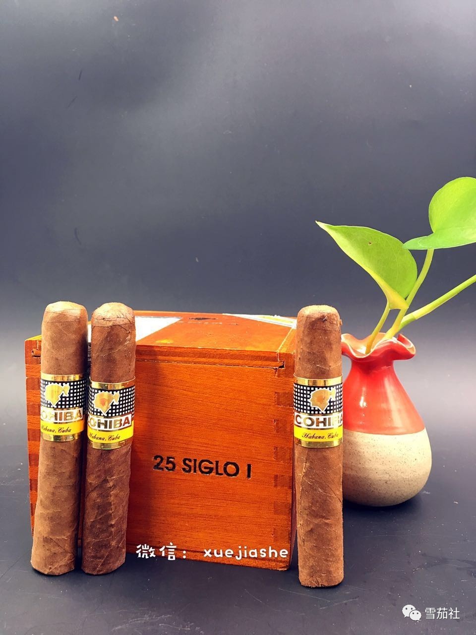 做雪茄的朋友，我有些沉重