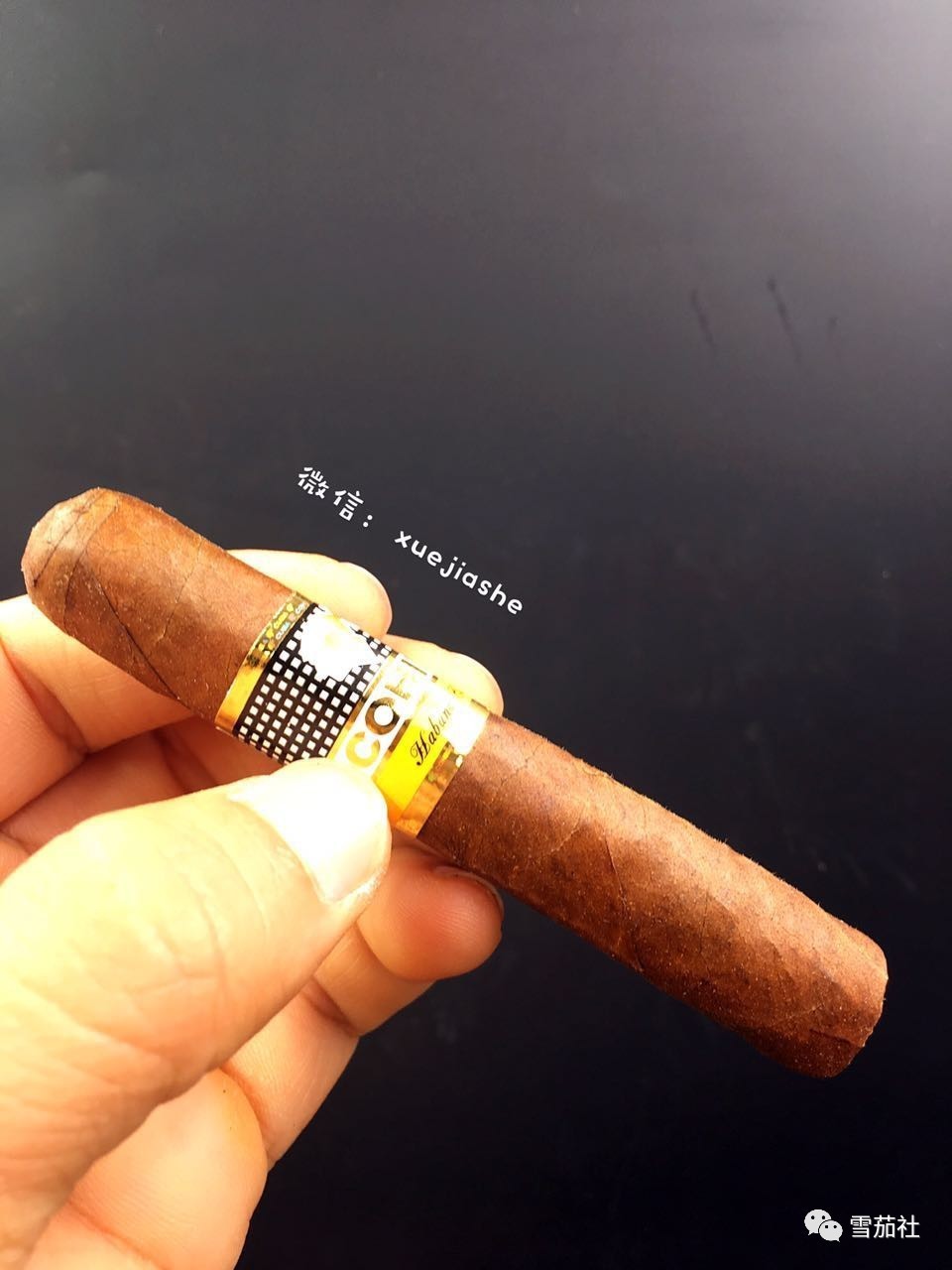 做雪茄的朋友，我有些沉重