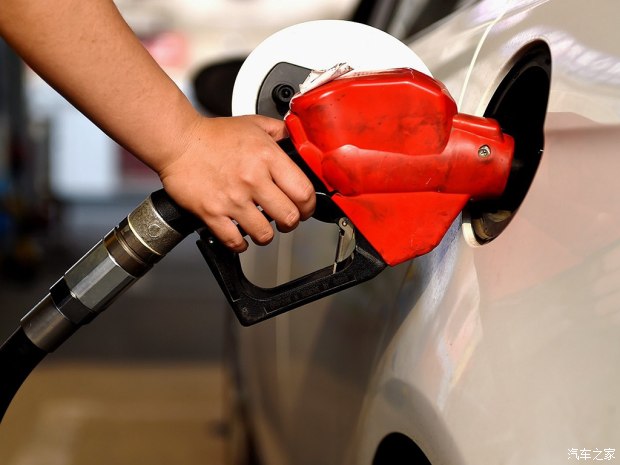 车市资讯：或小幅下调 油价调整窗口1月25日开启