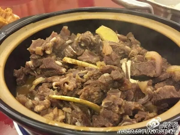 媒体：官员请吃穿山甲，是香港寄给纪委的举报信