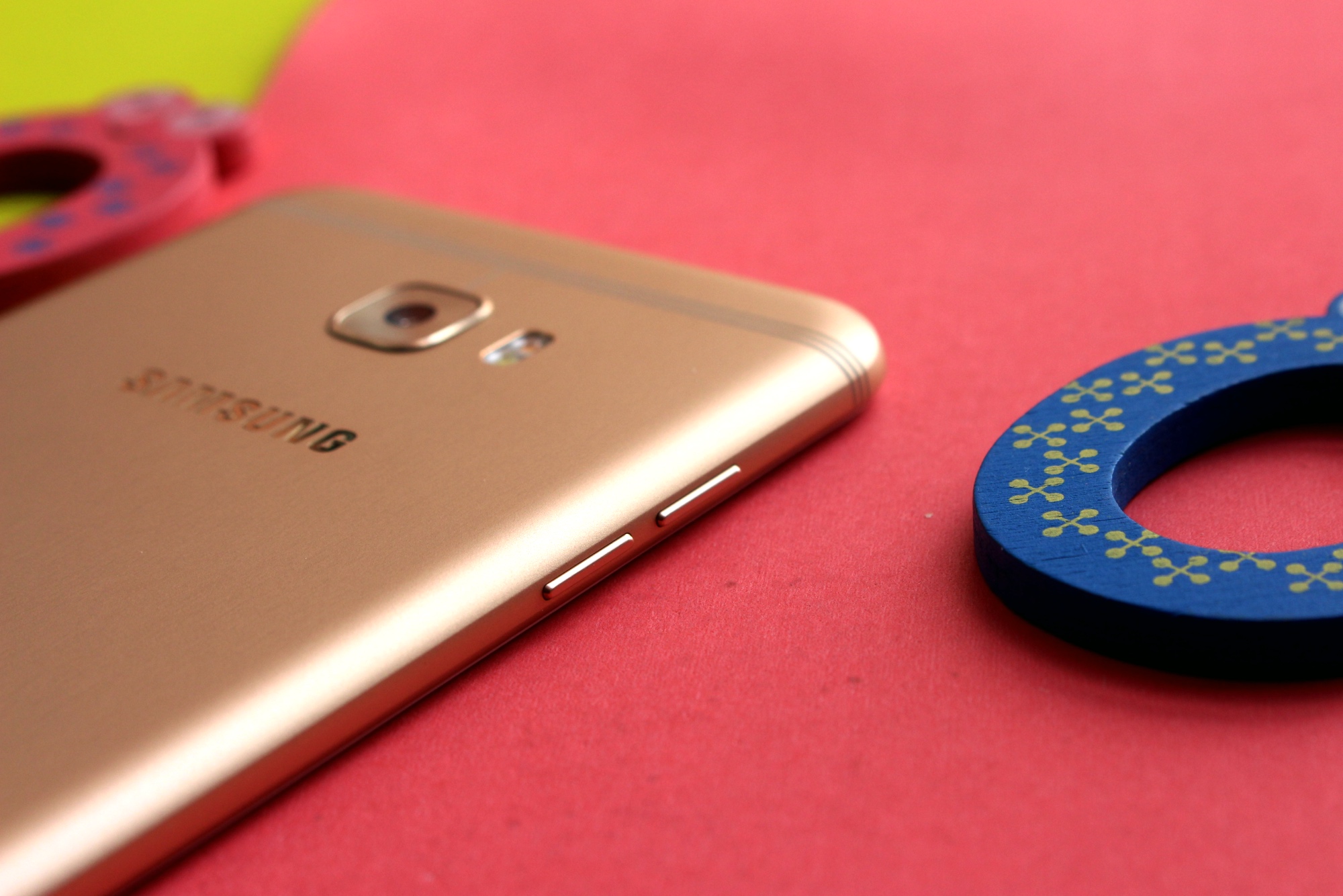 除了顏值高輕薄還有啥？ 三星C7 Pro一周體驗告訴你