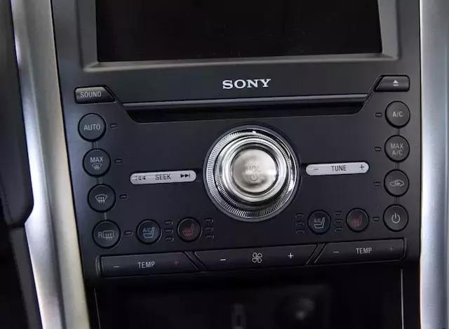 【把网游动漫玩出花的日本,在汽车音响上做的