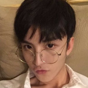 背上长痘痘是湿气重吗