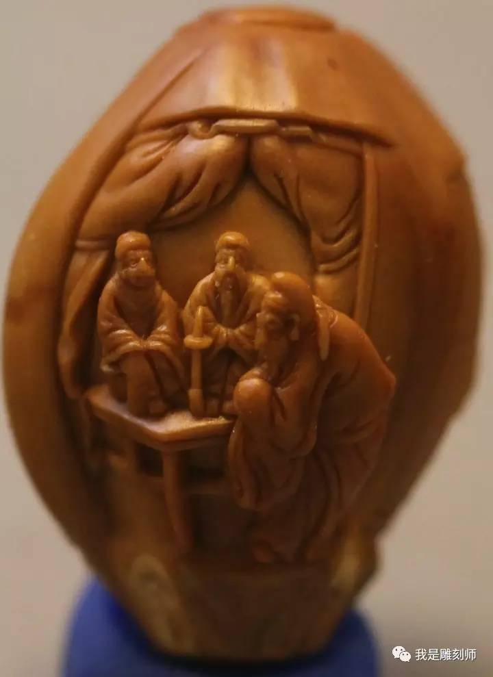 我是橄榄核雕刻师小火炉刘向前