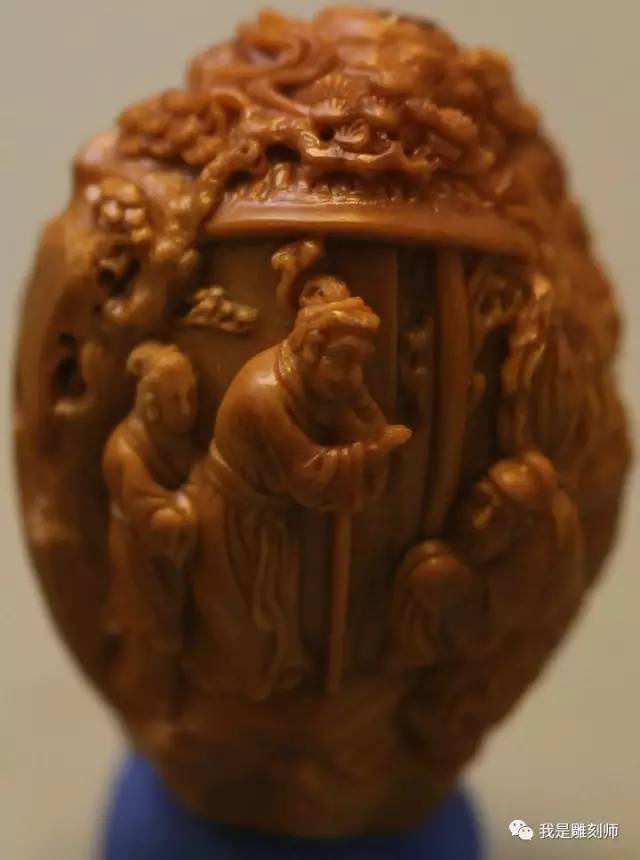 我是橄榄核雕刻师小火炉刘向前