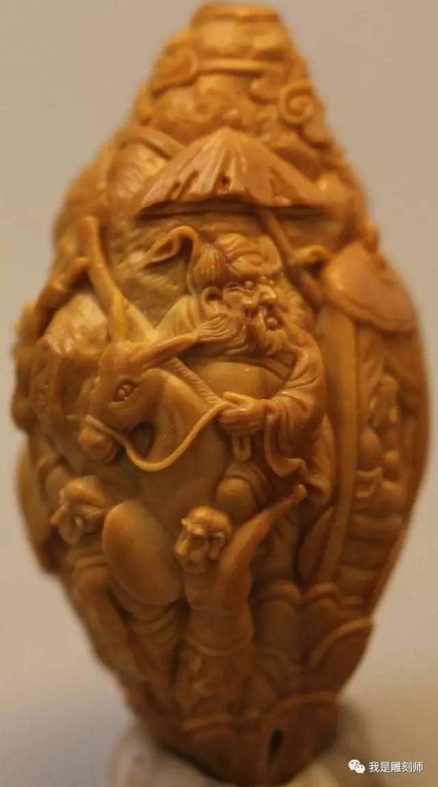 我是橄榄核雕刻师小火炉刘向前