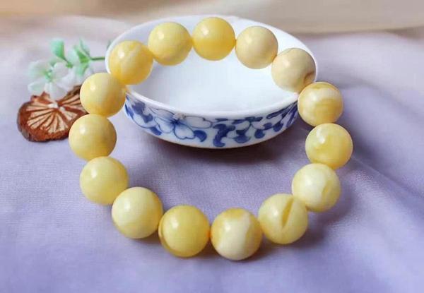 蜜蜡鉴别_风衣需要多少蜜蜡(3)