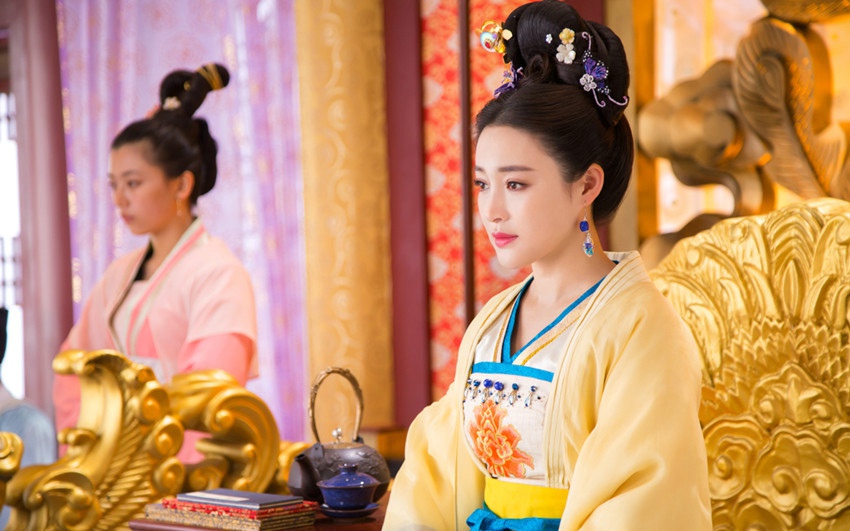 猜成语苏妲己拜见皇上_苏妲己图片动漫(3)