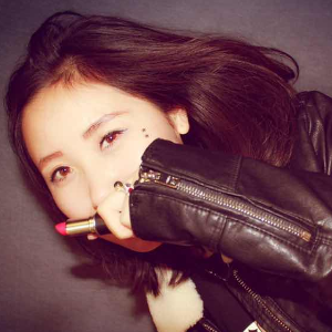 闭眼玩家勾雪莹 《异类》炸翻《创造101》全场