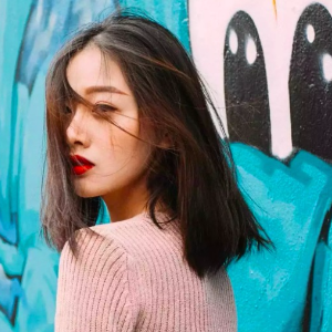 那个Chanel Le Boy 粉色菱格链条包