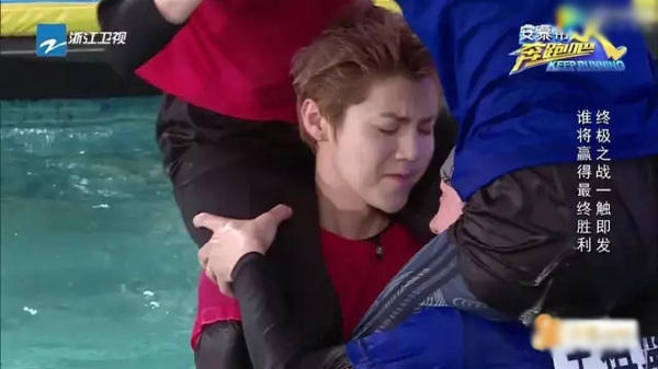 baby录节目被砸受伤 用生命录节目还有谁？(图13)