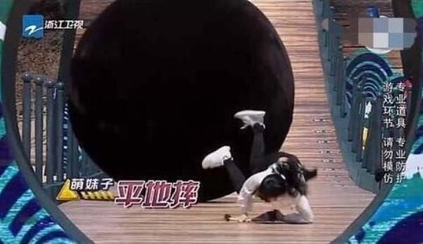 baby录节目被砸受伤 用生命录节目还有谁？(图2)