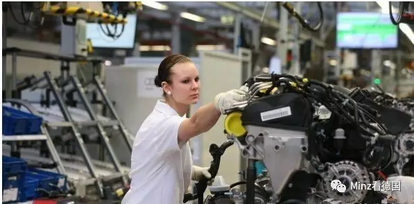 收入证明_德国教授的收入