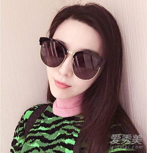 厅赵薇墨镜是什么牌子 中餐厅赵薇同款墨镜(图