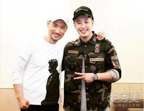 潘玮柏同款骷髅头手表(图)