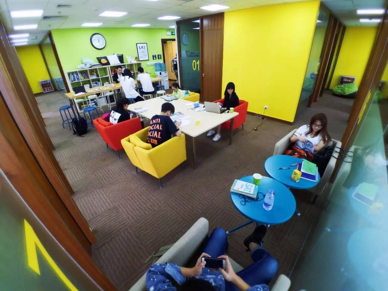 思潮英文:专注出国留学考试类英文培训