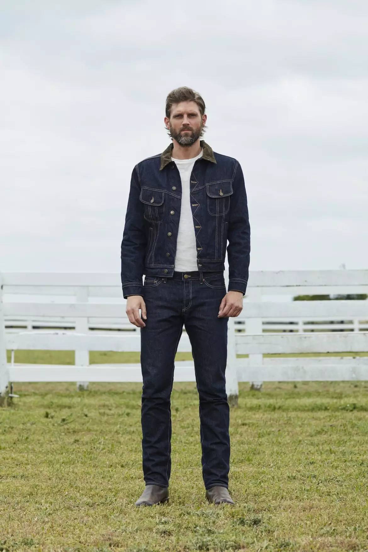 电影《王牌特工2:黄金圈》引领绅士服饰潮流-