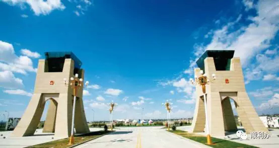 霍尔果斯火了!明星为何争相注册霍尔果斯公司