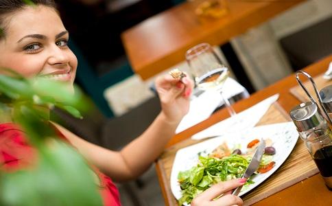 不吃晚饭减肥能成功吗 晚餐吃什么好