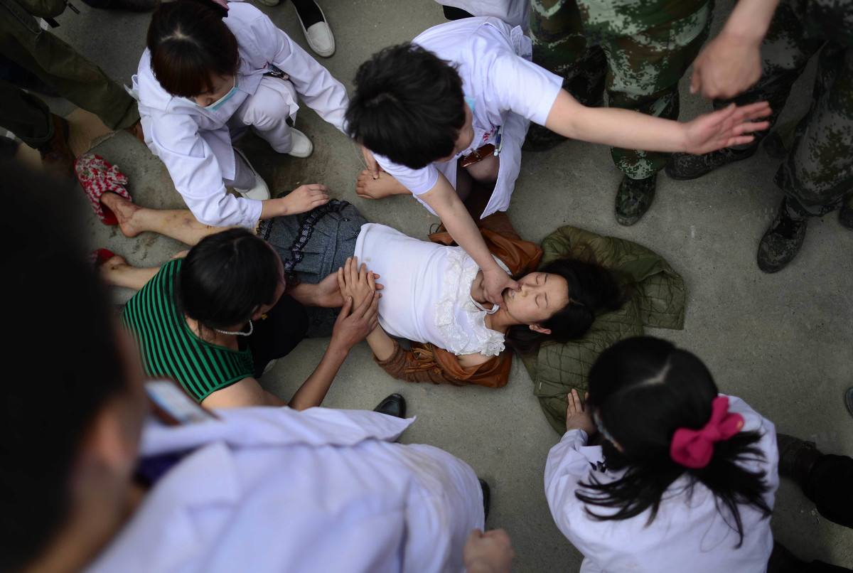 古人不会输液,昏迷病人牙关紧闭不能喝药怎么