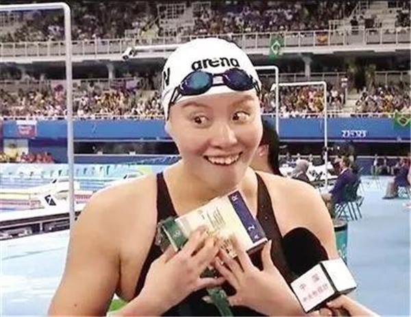 傅园慧回绝商家60万广告报价 靠一招赚300万