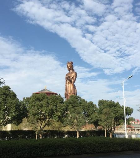 OK女神席卷苏州 华谊兄弟电影世界通天浮屠霸气亮相【热点新闻】风尚中国网