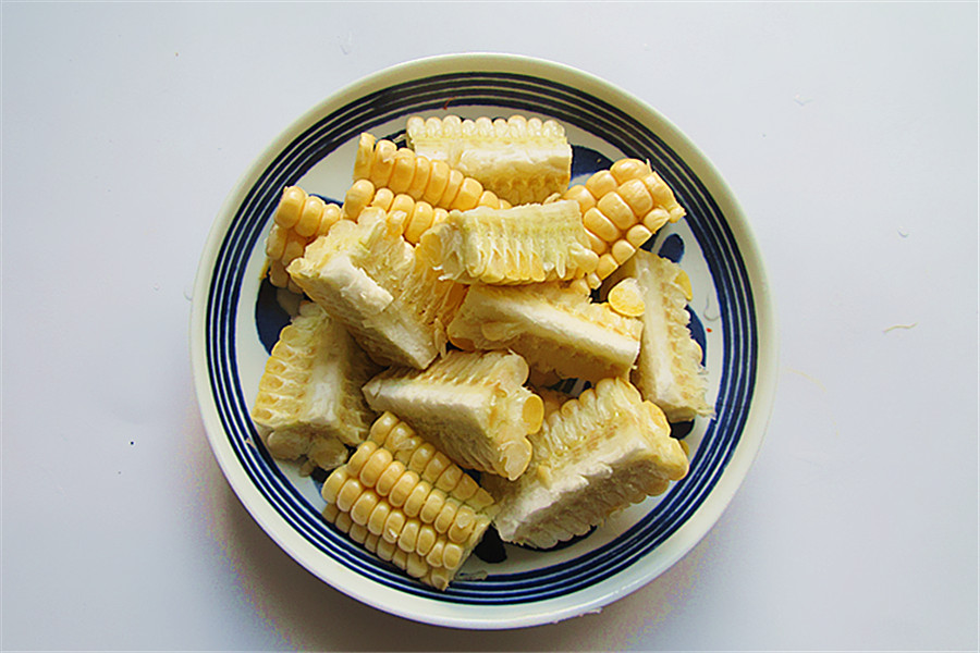 排骨玉米粥 养胃驱寒气
