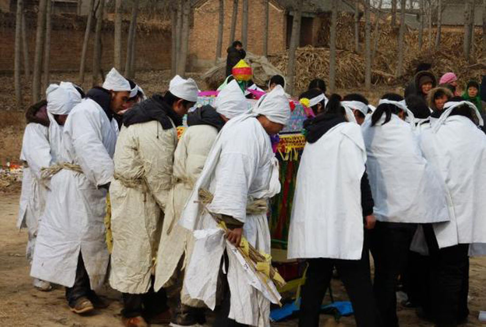 痴呆老人临死前清醒立遗嘱,把财产留给孙女,不