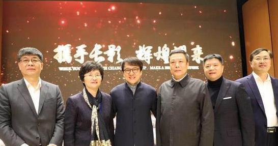 成龙受聘任长影集团总导演 回忆长春醉拳2刘烨索要签名(图6)