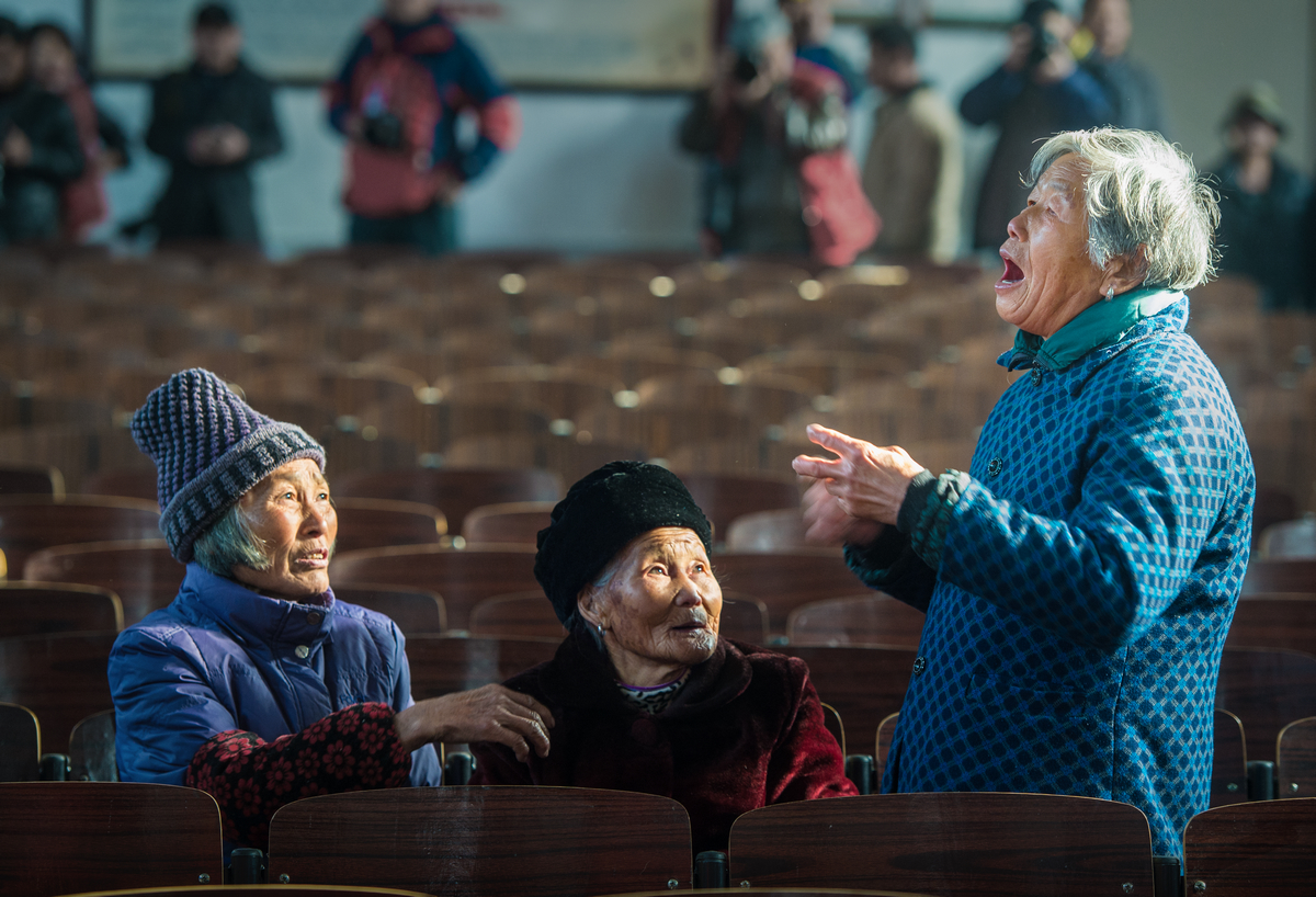 这里有千帆竟影，还有千鱼飞跃，全村人还同吃一臼麻糍
