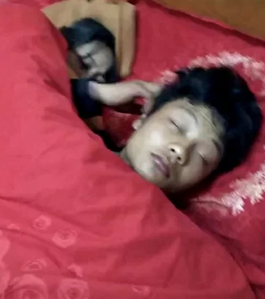 小伙娶了两个媳妇，第二天都起不来了，网友:不得累死?(图3)