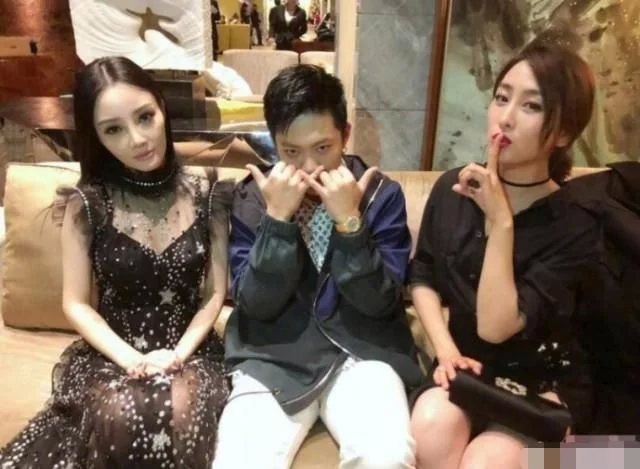 闺蜜吕佳容澄清：“比目鱼”是李小璐外号与PGone无关(图6)