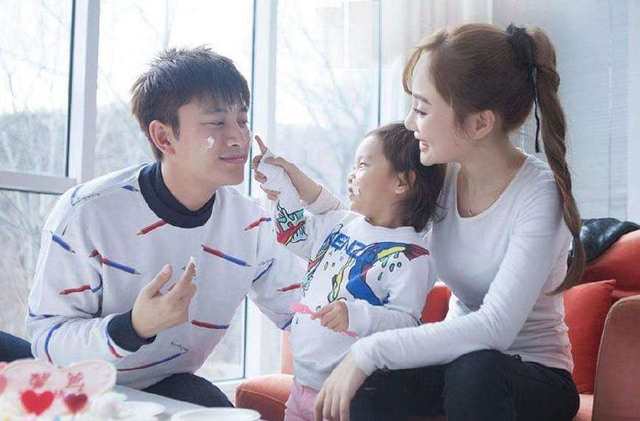 36岁李小璐拍三级片出道 出轨事件男确实不可原谅(图4)