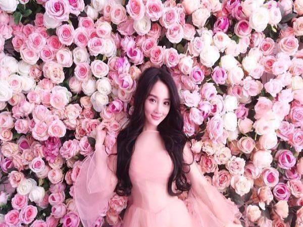 李小璐妈妈澄清女儿出轨 而贾乃亮的妈妈却是这样的态度！(图1)