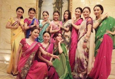 李小璐假脸姐妹团至今未发声力挺 秦岚熊乃瑾霍思燕甘薇杨幂(图9)