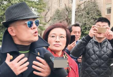 周立波因在美涉毒持枪被控5项罪名 最高或判15年(图1)