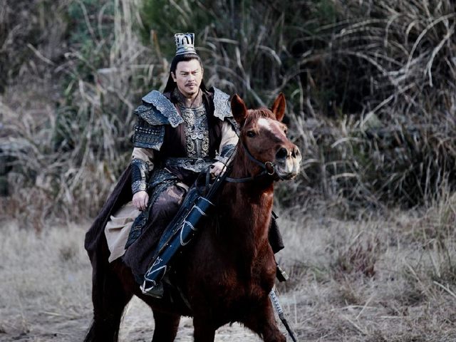 王力多剧热播 曾演《新萧十一郎》《大捕房》获关注(图2)