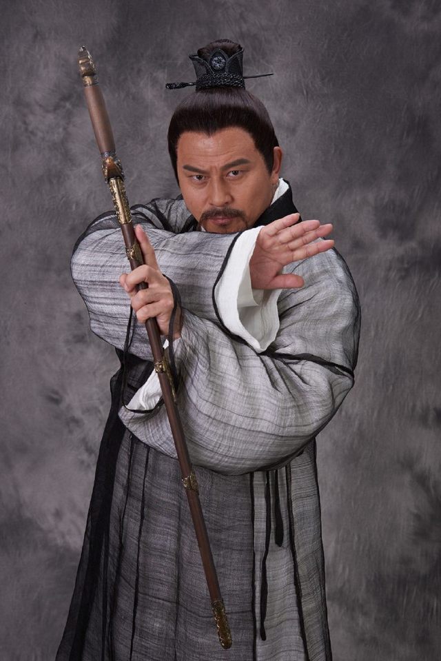 王力《老字号传奇》后期中 出演群英会砚道受认可(图2)