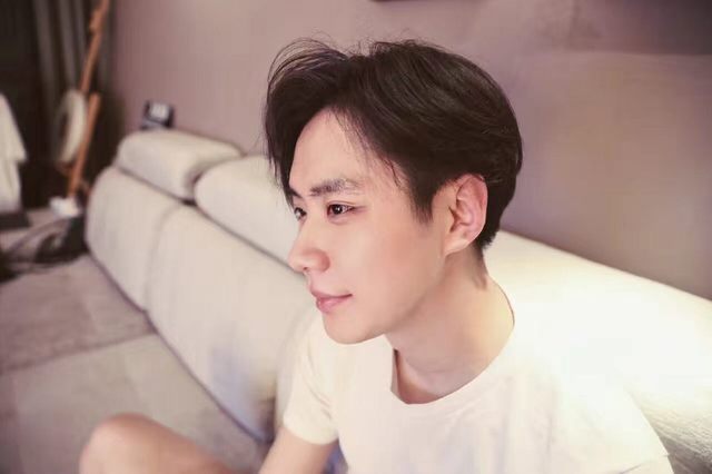 于谷鸣《说好不流泪》身兼多职 演绎叛逆少年(图2)