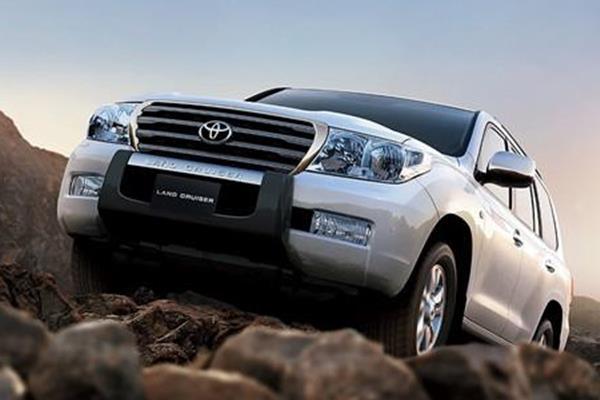 昆明买二手车 斌驰推荐兰德酷路泽