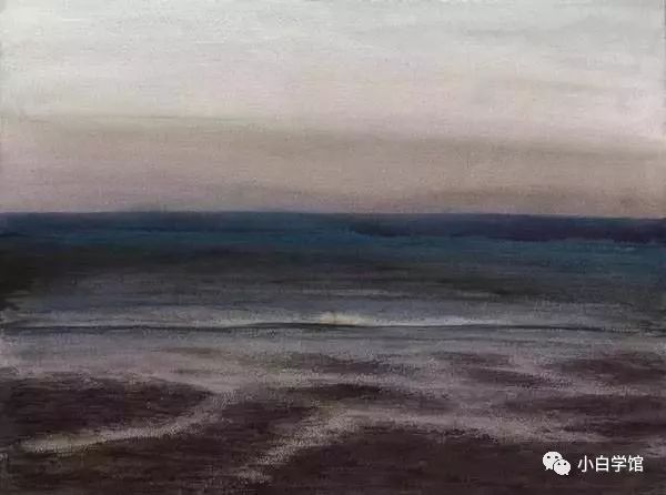 陈坚 水彩画 陈坚作品中的山之高与海之深,内中相通的是它们的博大,相比于喧嚣的都市,都有着某种超脱凡俗的风骨,一如生活在帕米尔高原上的塔吉克人。这种超脱,与现今以新奇为时尚、以刺激为目的的艺术世界,似乎显得有些隔膜,但这种隔膜,正显出陈坚的坚守,因为他把艺术当成一种信仰,而不是猎奇。在他眼中,无论风景,还是塔吉克人,它们所代表的,都是一个庄严的世界。陈坚的水彩画,不是那种以娱人眼目为目的的华丽装饰,而是触及当代人的生存境遇的心灵之旅。他的作品,在功利性的当下社会中,为我们建造了一座宁静的精神家园,