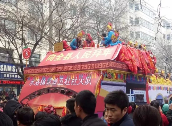 庄浪2018正月十二社火完整版，惊艳了世界(8)