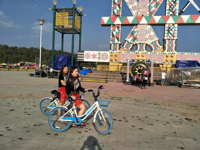 哈罗单车助德宏目瑙纵歌节 免押金骑行获赞