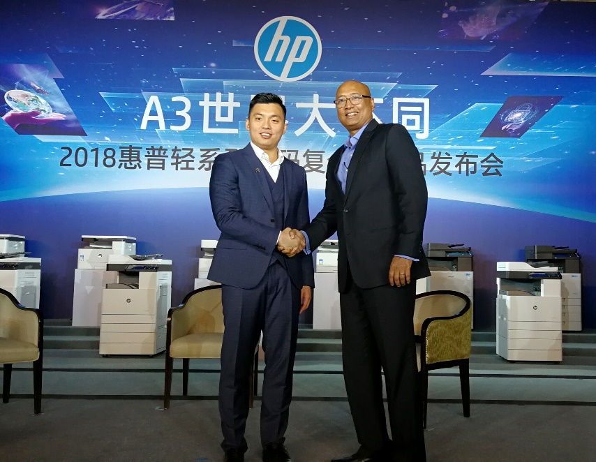 ATLAS �ͼЯ�ֻ��մ���������ӡ�������