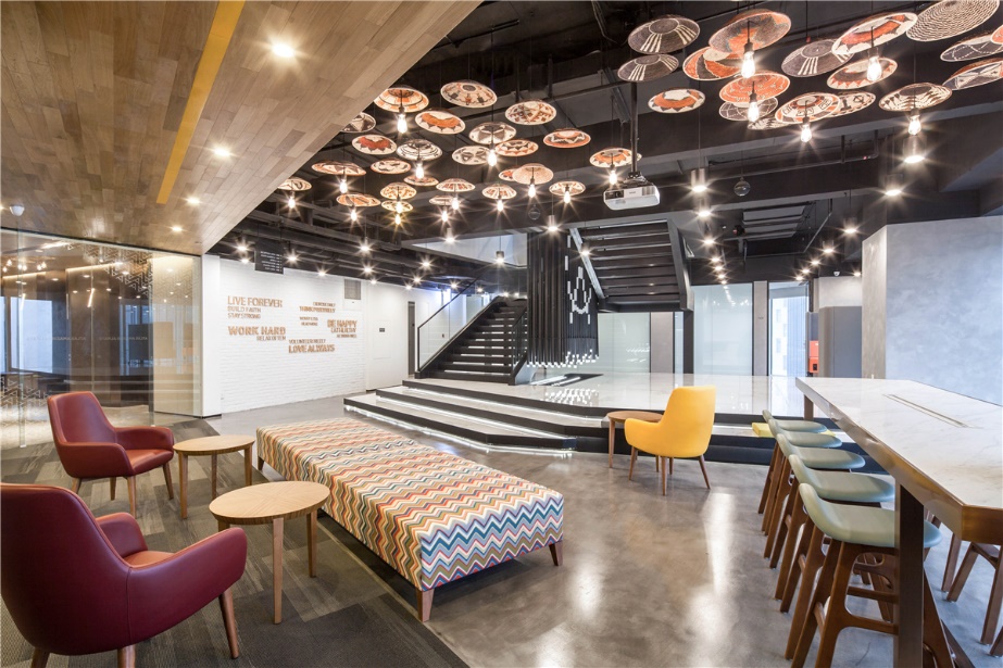 ATLAS �ͼЯ�ֻ��մ���������ӡ�������